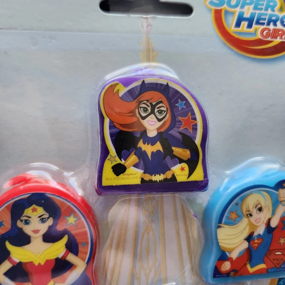 DC superhero birthday candle set